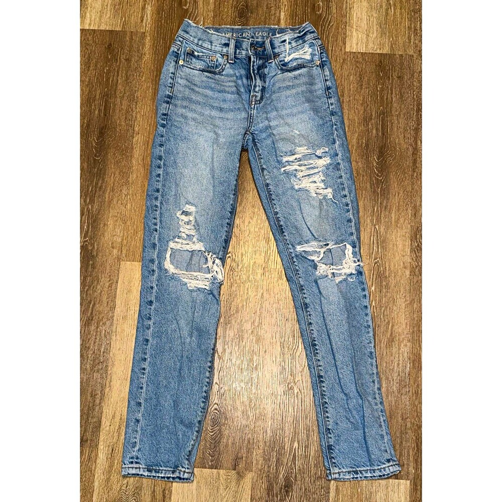 American Eagle Womens Light Wash High Rise Distressed Skinny Jeans 000. SKU-17
